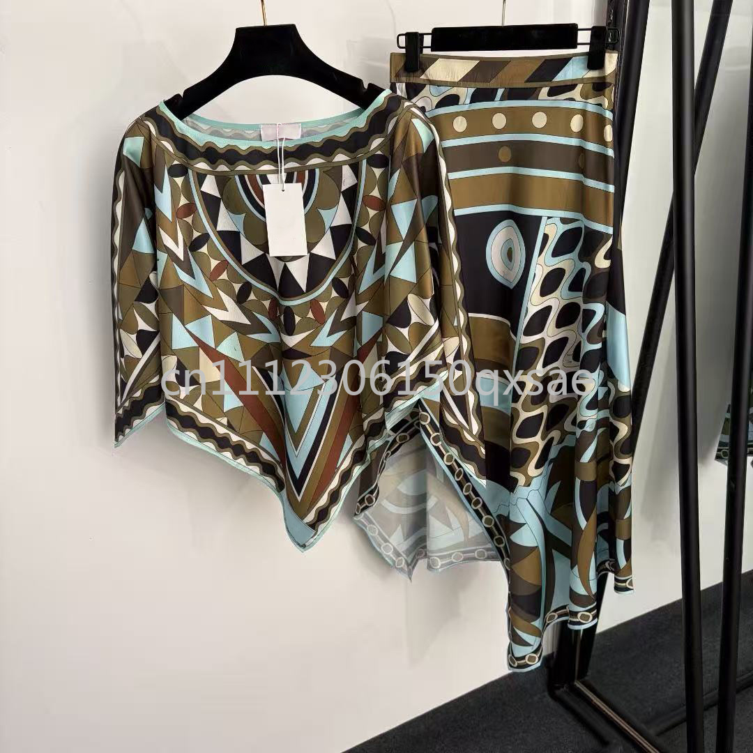 Maxi Dress Halter - Ensemble de robes-cape noires de luxe